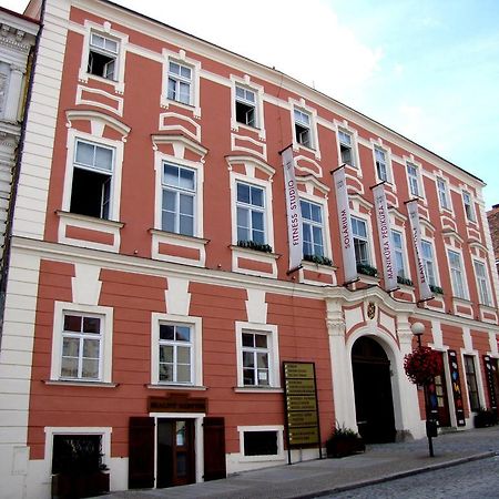 Palac Daun - Studio Apartments Znojmo Δωμάτιο φωτογραφία