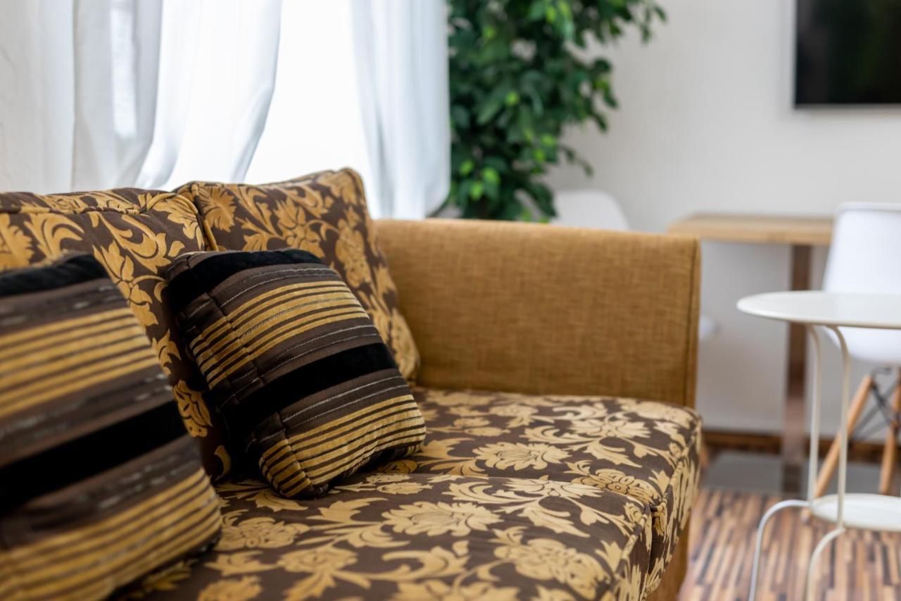 Palac Daun - Studio Apartments Znojmo Εξωτερικό φωτογραφία