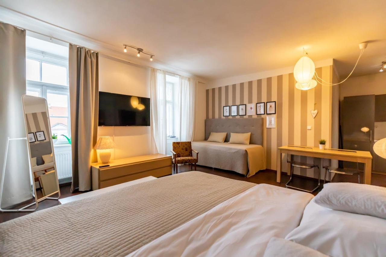 Palac Daun - Studio Apartments Znojmo Εξωτερικό φωτογραφία