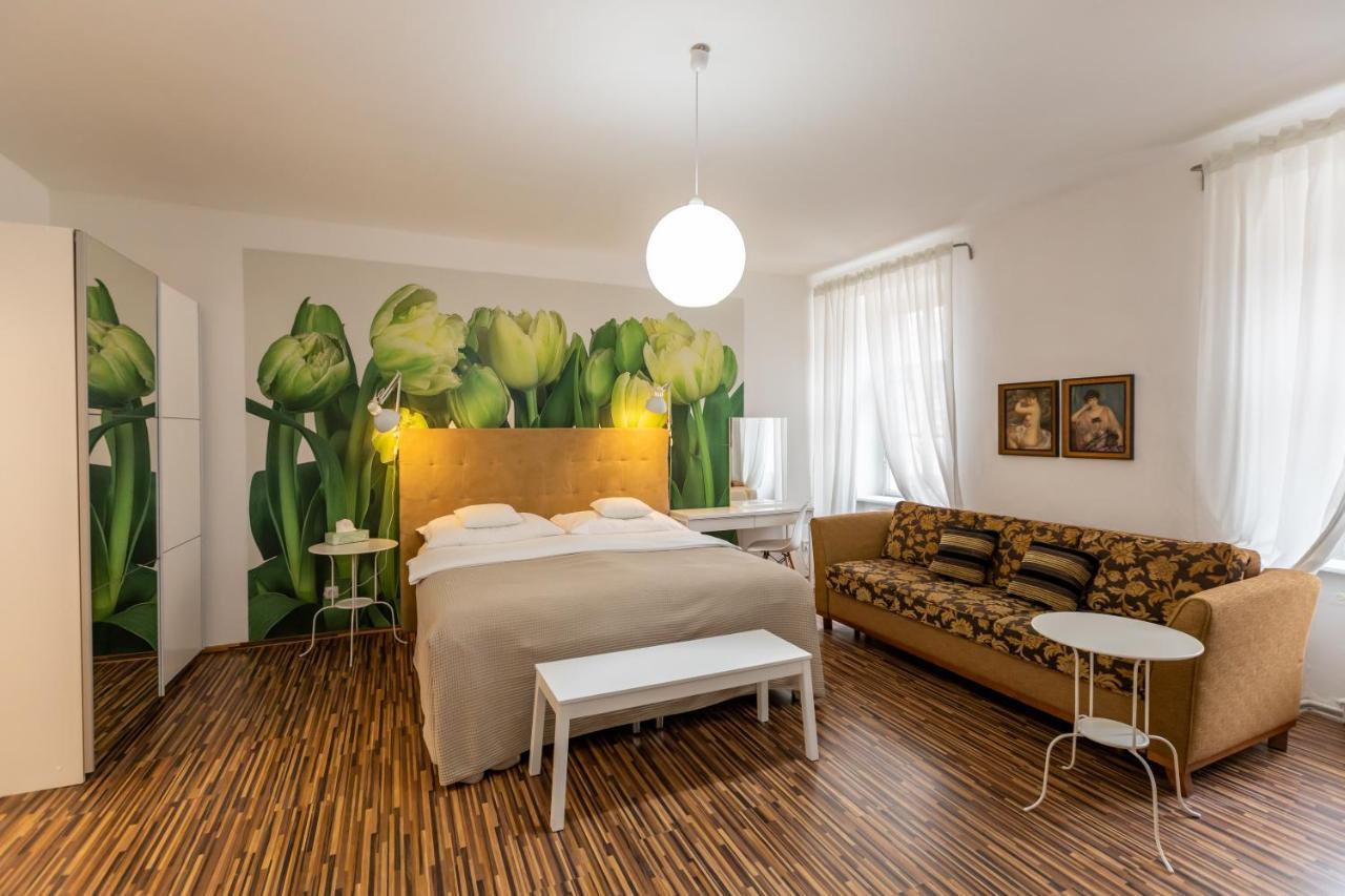 Palac Daun - Studio Apartments Znojmo Εξωτερικό φωτογραφία